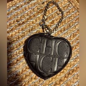 Carolina herrera coin heart